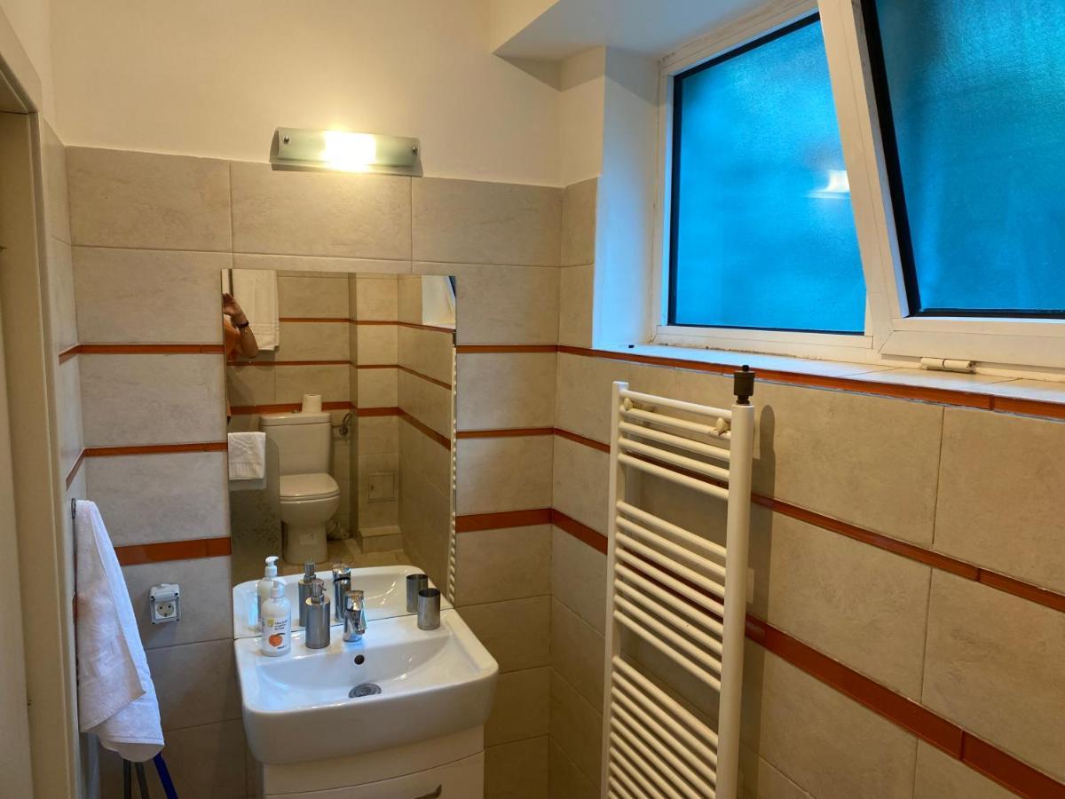 Downtown Apartment Boutique Green Garden Unirii บูคาเรสต์ ภายนอก รูปภาพ